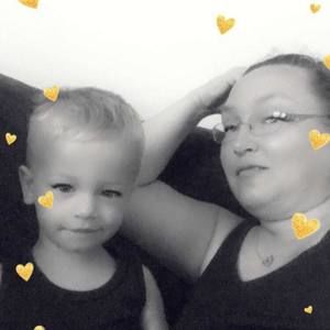 Meet your Posher, Dana